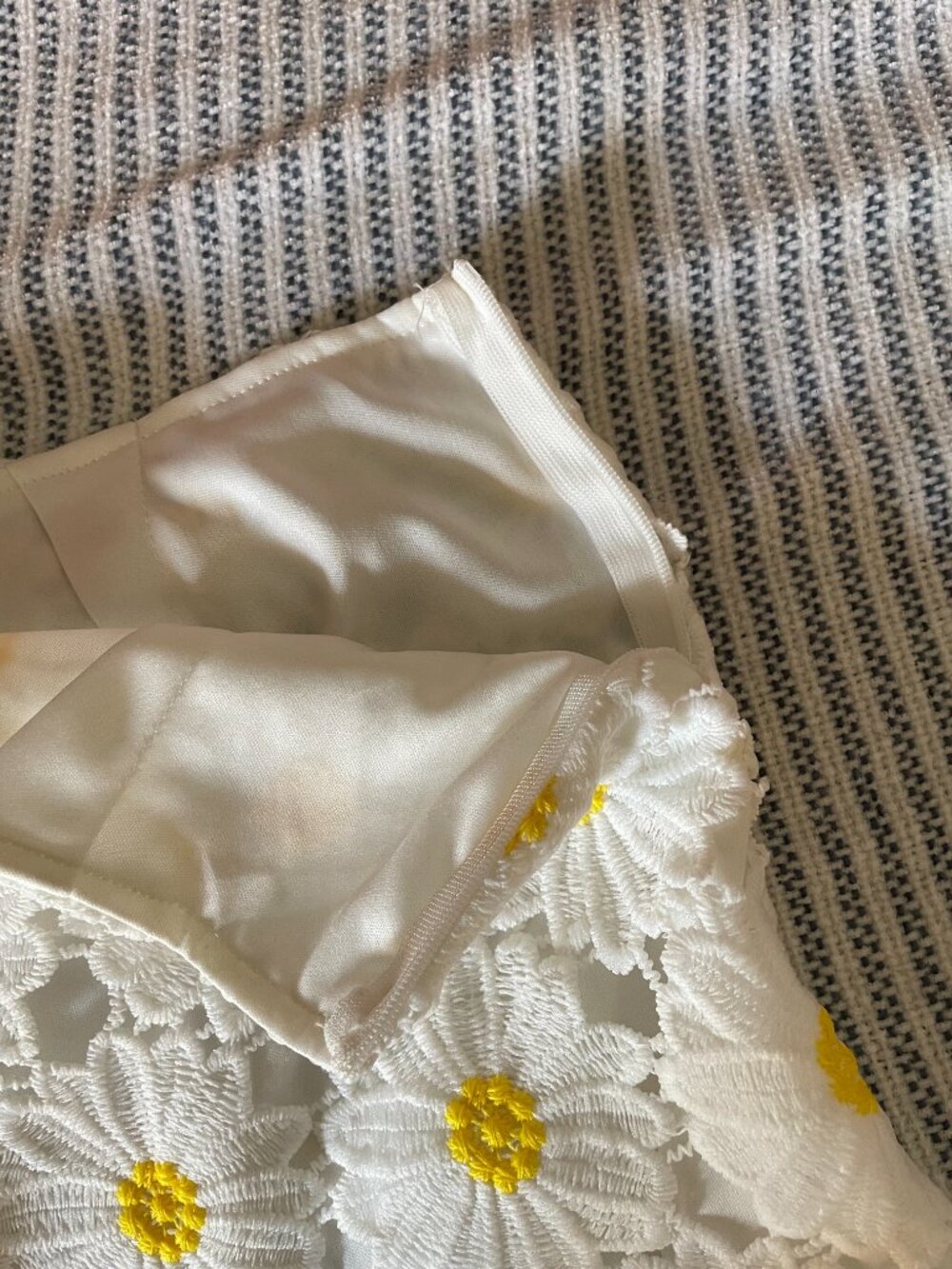 Francesca's Daisy Eyelet Floral Lace Mini Skirt - Picture 4 of 4